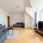 Farawayhomes #9 아파트 폰스돌프