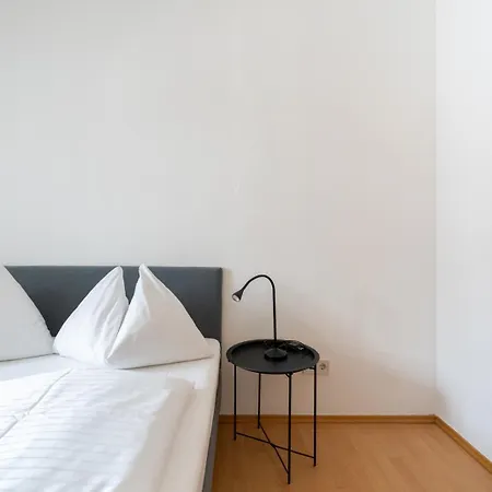 Apartment Farawayhomes #9