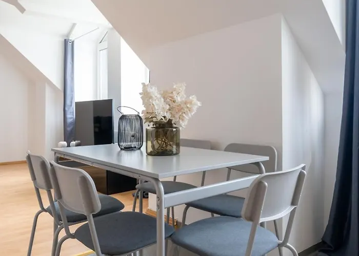 شقة Farawayhomes #9 *